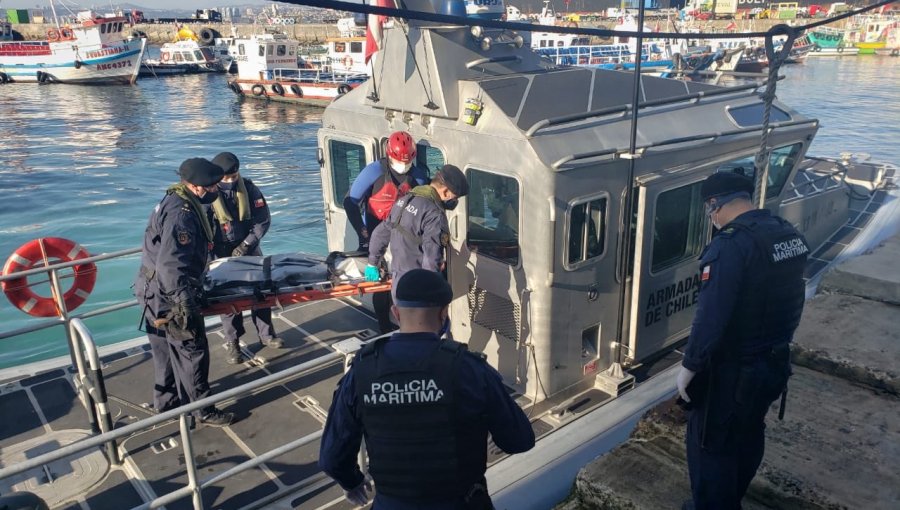 Impacto en Valparaíso: Hallan cadáver flotando en la costa frente a Caleta El Membrillo