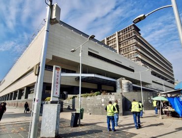 Contraloría ordena sumario al Hospital Fricke de Viña por millonarias contrataciones con fundaciones y posibles conflictos de interés