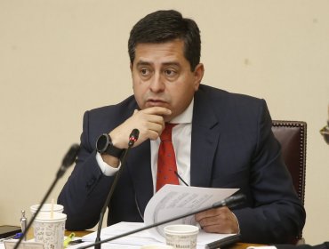 Senador Araya se abre a apoyar el proyecto de Reconstrucción si hay negociación: "Puede terminar en una reforma beneficiosa para todos"
