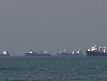 Guardia Revolucionaria autorizó el tránsito de 35 buques mercantes y petroleros por el estrecho de Ormuz