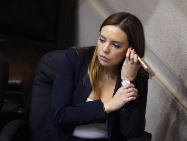 Camila Flores aborda filtraciones en medio de conflicto judicial con Percy Marín