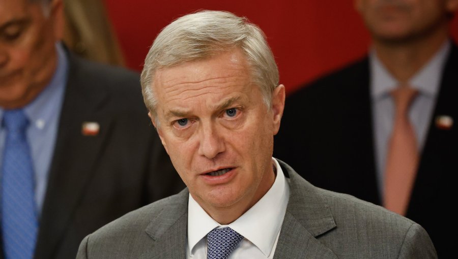 Bancada UDI propone fusionar 10 ministerios y reitera llamado a que el Presidente Kast lo anuncie en Cuenta Pública