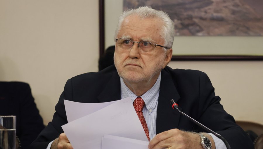 Máximo Pacheco dice adiós a Codelco y confirma su "renuncia indeclinable" al directorio de NovAndino Litio