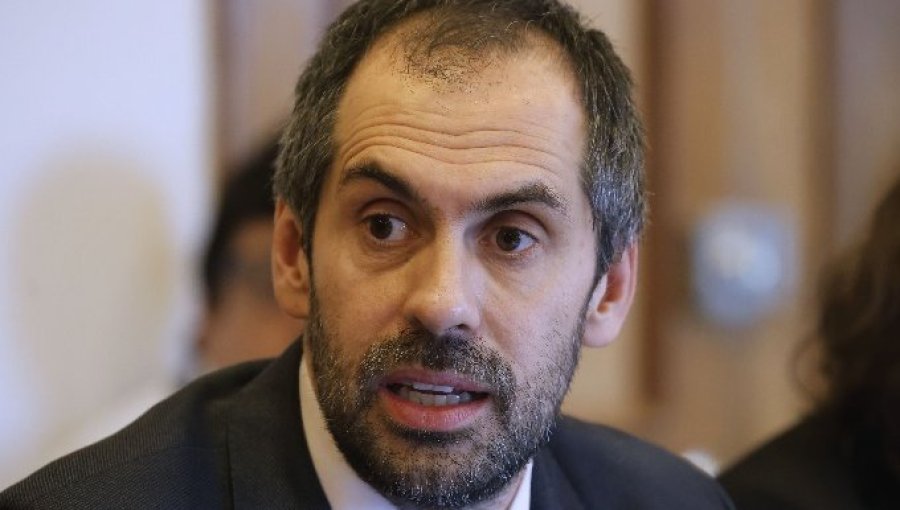 Grau responde al ministro Quiroz y niega inconsistencias en proyección de deuda fiscal