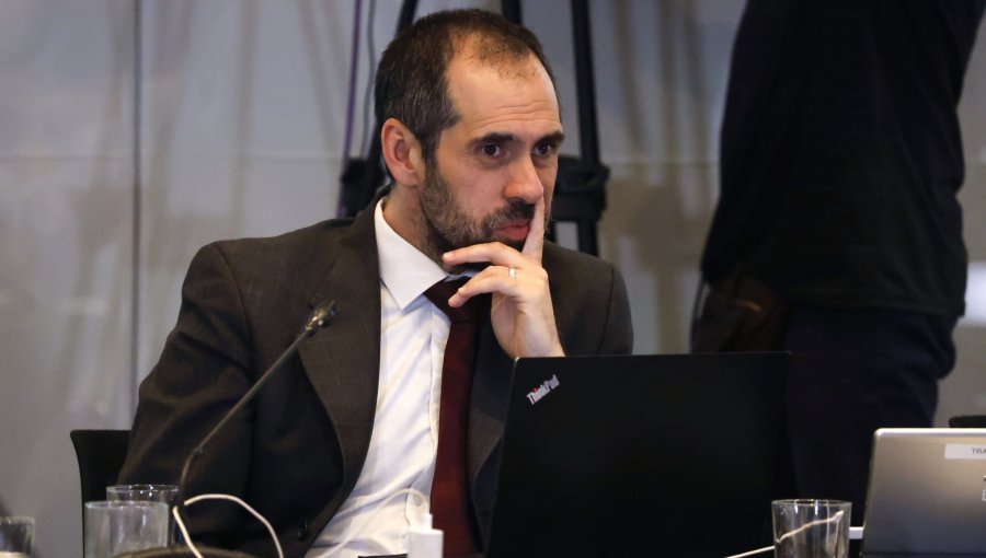 Exministro Grau propone mesa técnica entre equipos Dipres actuales y de la gestión anterior para revisar balance fiscal
