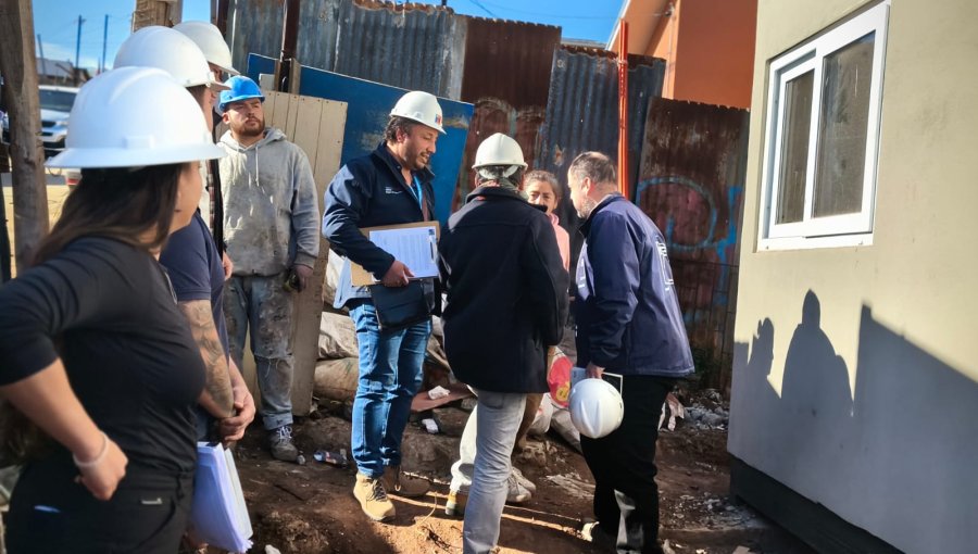 Reconstrucción bajo la lupa no sólo en El Olivar: Minvu inspecciona obras en tres sectores de Viña tras dudas sobre su calidad