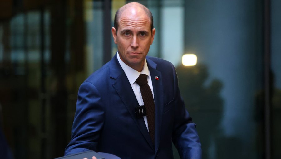 Ministro Arrau sobre políticas de seguridad del Estado: "Cuando hablamos de qué Gobierno hizo qué, es ser pequeño"