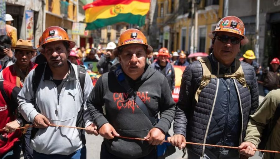El Congreso de Bolivia tumba la Ley de Estados de Excepción y da vía libre al despliegue militar frente a las protestas