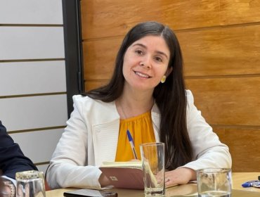 Diputada Chiara Barchiesi defiende proyecto de seguridad escolar: “No es un panfleto, es una respuesta a una realidad que duele”