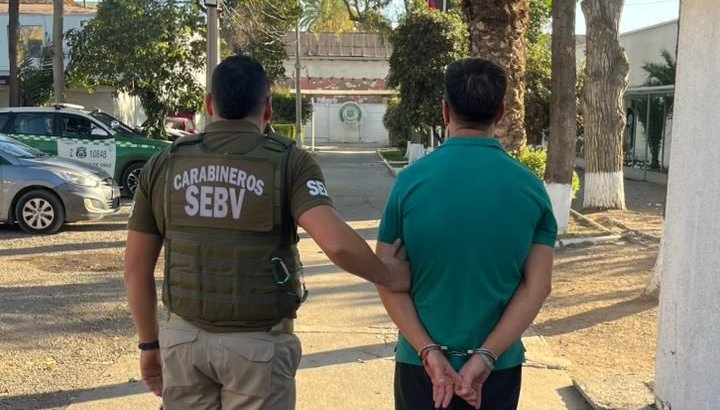 Capturan a acusado de asesinar a conductor para robar su vehículo en La Granja: cayó tras 22 años prófugo