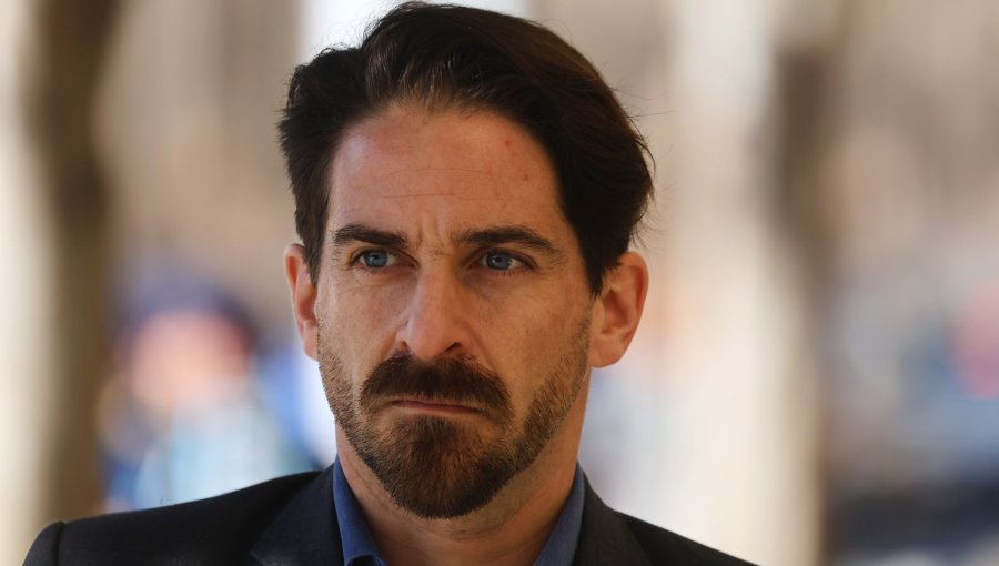 "Operación política": Diputado Winter acusa coordinación entre el Gobierno y diputados oficialistas por acusación a exministro Grau
