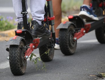 Accidentes de trayecto en scooters aumentaron un 84% desde 2024: hombres concentran el 60% de los siniestros reportados
