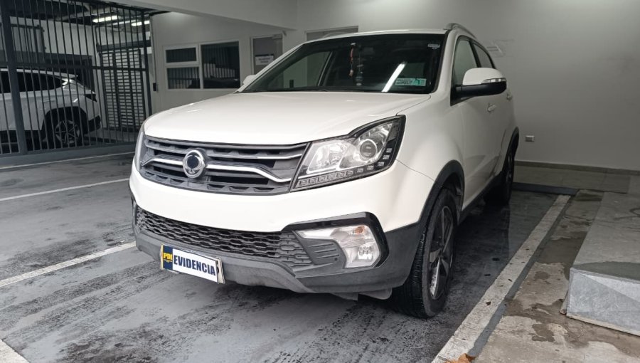 PDI recupera automóvil robado y detiene a dos sujetos en operativo realizado en Limache