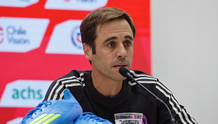 Gerente de selecciones nacionales cree que la Roja "está bien encaminada" para regresar al Mundial en 2030