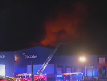Incendio en planta frigorífica de Buin fue controlado y no dejó lesionados