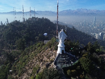 Decretan segunda preemergencia ambiental del año en Región Metropolitana: Restricción a camiones