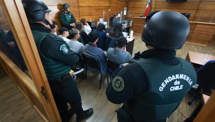 Presos quedaron dos adultos y 3 menores por brutal homicidio de mujer en Coronel