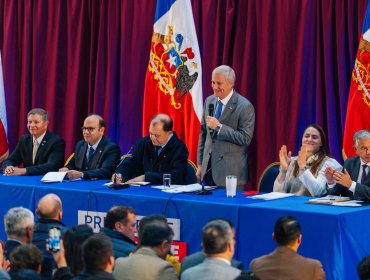 Presidente Kast encabeza conversatorio ciudadano en Villa Alemana y anuncia "un antes y un después" en materia de seguridad