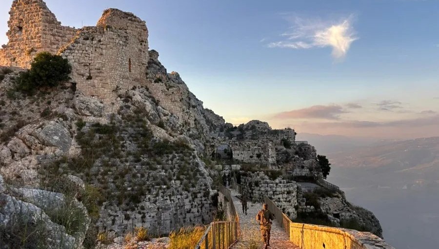 Por qué es tan importante estratégicamente el castillo de 900 años de antigüedad que Israel capturó en Líbano