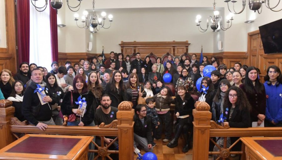 Más de 4 mil personas recorrieron el Palacio de Tribunales de Santiago en el marco del Día del Patrimonio