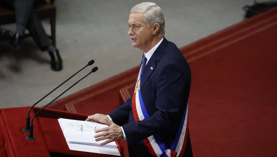 Presidente Kast carga contra gestión Boric por crisis fiscal, destaca medidas tomadas y afirma que beneficios sociales "no se tocarán"
