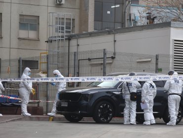 Ataque a balazos a pareja que compraba droga en San Joaquín: vehículo recibió 15 impactos y llegó a la exPosta Central