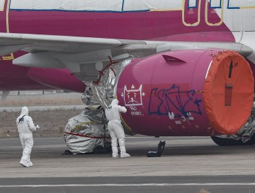 Grafiti en avión: PDI quedó a cargo de investigación para establecer la dinámica de los hechos y determinar a responsables