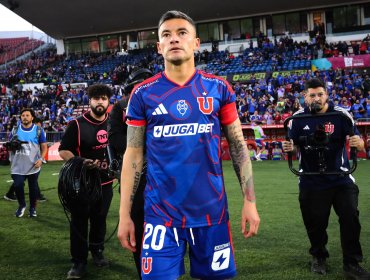 Tenso momento en el Estadio Nacional: Charles Aránguiz protagoniza fuerte cruce con camarógrafo de televisión