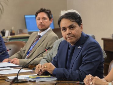 Jefe de bancada de la DC adelanta rechazo a proyecto del Gobierno para aumentar la deuda fiscal