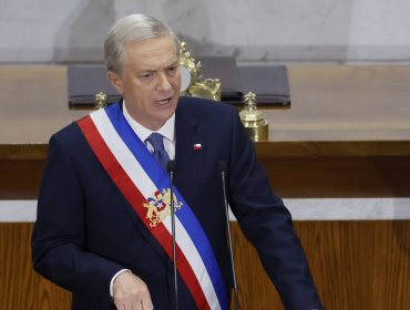 Cadem: Aprobación del Presidente Kast sube a 41% tras la Cuenta Pública, pero su discurso es el peor evaluado desde 2010