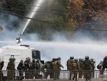Codina respalda actuar de Carabineros en marcha en Santiago: "Fue una respuesta frente a situaciones que se salieron de control"