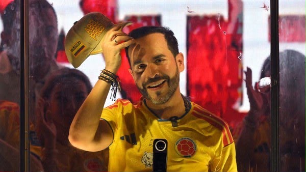 "A mí nadie me quita ese derecho": De la Espriella desafía a tribunal y seguirá usando la camiseta de la Selección de Colombia