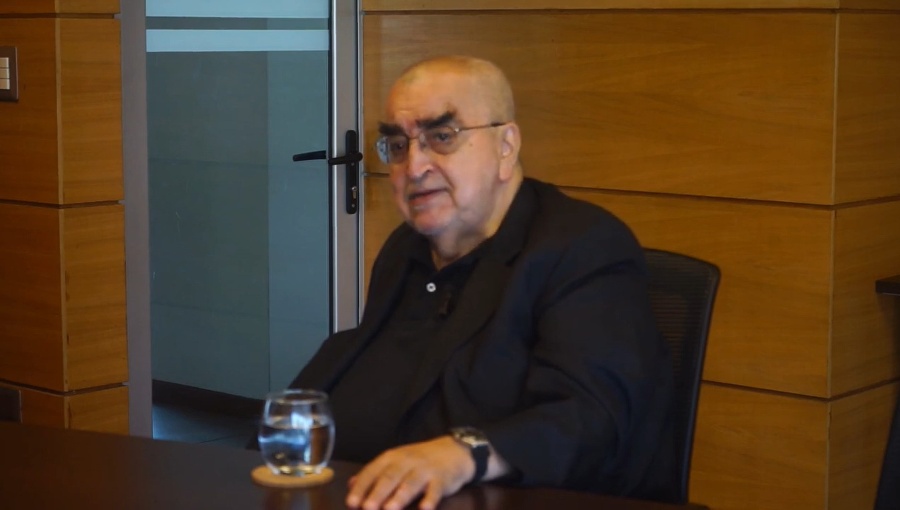 Enrique Correa compara a Kast con el Frente Amplio: "Son restauradores"