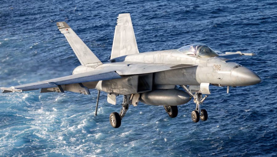 Avión de combate de EE.UU. inutiliza un petrolero que estaba en el golfo de Omán y se dirigía a un puerto iraní