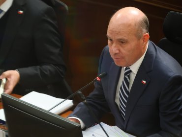 Quiroz conversará con Tesorería para "buscar una solución" a embargos por el CAE a personas que ganan menos de 3,5 millones