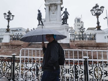 Sistema frontal dejará lluvias, chubascos y viento este miércoles en la región de Valparaíso