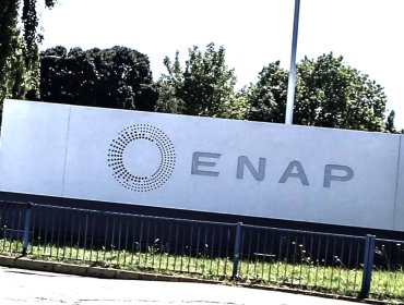 Diputados citan a sesión especial por escándalo en ENAP y exigen esclarecer impacto en salud de la población de Quintero y Puchuncaví