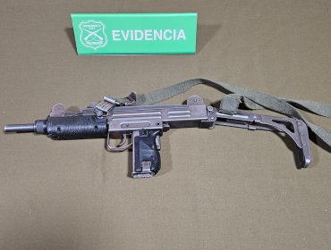 OS9 de Carabineros recupera subametralladora UZI que permanecía extraviada en Puerto Montt