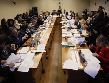 Comisión de Hacienda de la Cámara despacha el proyecto que autoriza al Estado un endeudamiento de US$6.200 millones