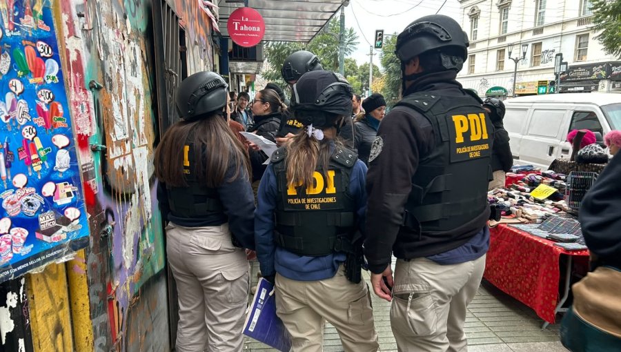 Dos órdenes de expulsión y 13 denuncias deja operativo de seguridad en Valparaíso