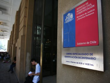 Registro Civil aclara entrega errónea de cédulas a migrantes y atribuye situación a una "lamentable confusión"
