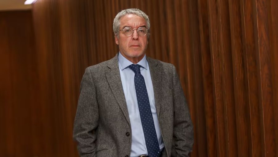 Fiscalía Regional de Valparaíso confirma investigación penal contra embajador Gabriel Zaliasnik y La Moneda evalúa el caso