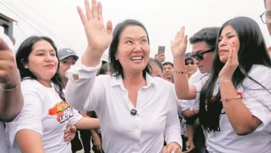 Keiko Fujimori toma ventaja por 651 votos en balotaje peruano con el 98,2% escrutado
