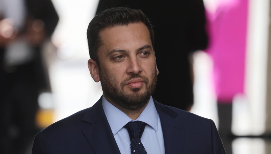 Presidente del PPD cuestiona el manejo económico del Gobierno: "Están llevando la política fiscal al barro de la batalla cultural"