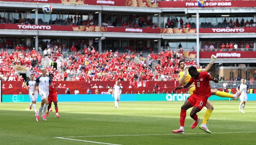 Canadá rescató un empate ante Bosnia y Herzegovina en el inicio del grupo B del Mundial