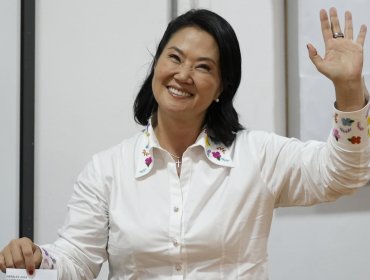 Keiko Fujimori mantiene mínima ventaja sobre Roberto Sánchez en el balotaje peruano