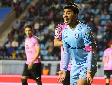 Edson Puch anuncia que volvió a entrenar sin dolor tras superar lesión en su tobillo