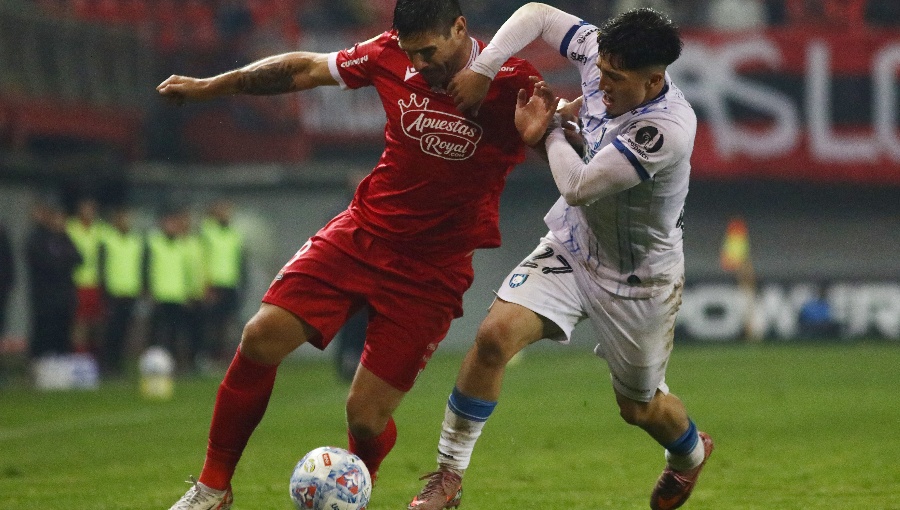 Ñublense logra un agónico empate 2-2 ante Huachipato en Chillán