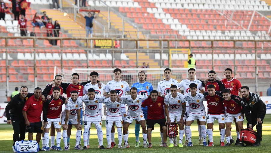 Rangers descarta desvincular al defensa José Navarrete tras altercado con hinchas
