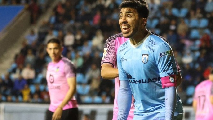 Edson Puch anuncia que volvió a entrenar sin dolor tras superar lesión en su tobillo